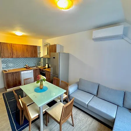 Galateya Apartament *